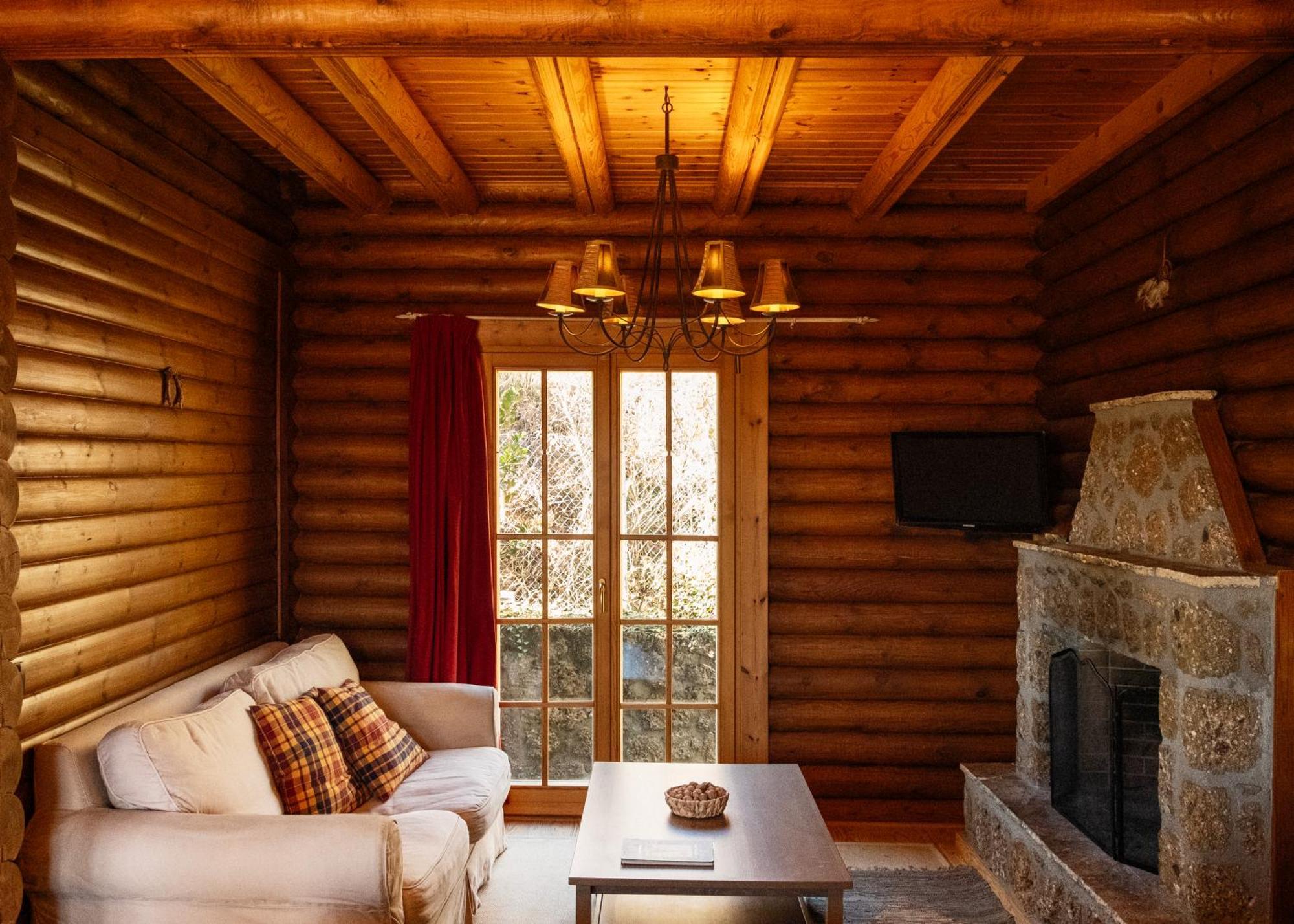 Paradise Chalet アノ・トリカラ エクステリア 写真